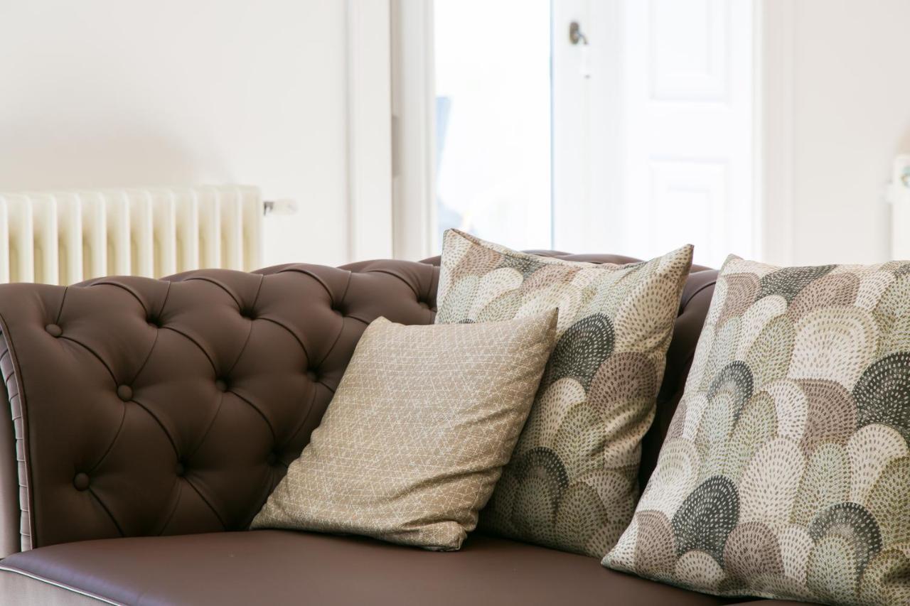 Apartment Joivy Stunning 2br With Garden, By The Avenida Subway And Botanical Garden Of Lissabon